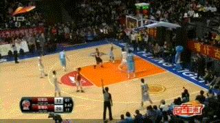 CBA库班篮球水平高，55岁还很强，球迷：比许家印厉害