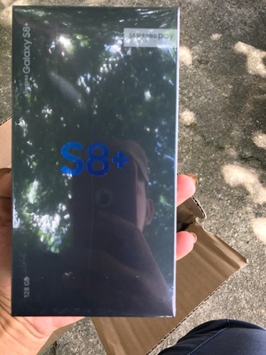 三星galaxys8和轻奢版 (三星s8 皇帝版国行开箱)