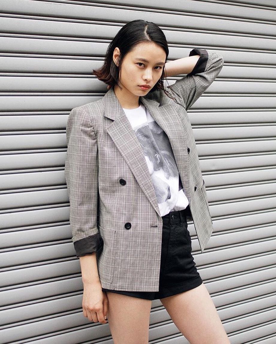 日韩美女衣服穿搭,日韩女生服装