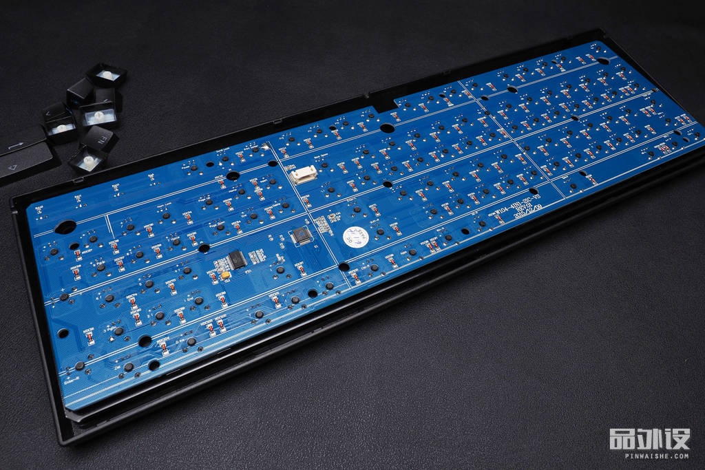 凯酷104机械键盘图片,凯酷87机械键盘荣耀版