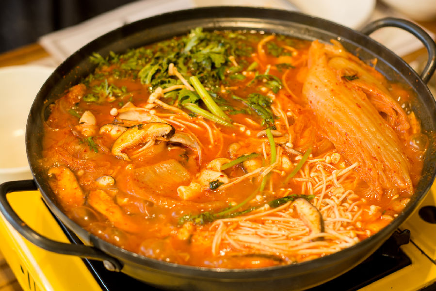 李敏镐韩国第一长腿,迷倒韩国众男神