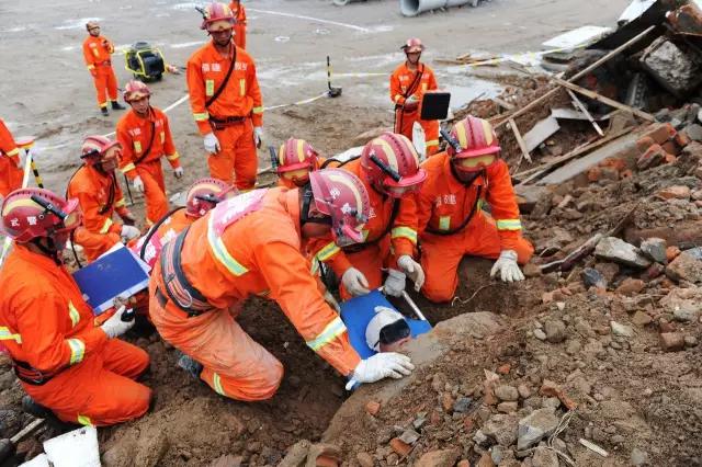 中国警用装备展直播,中国武警形象展播河南