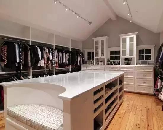 衣帽间设计鉴赏，这回该有你喜欢的吧