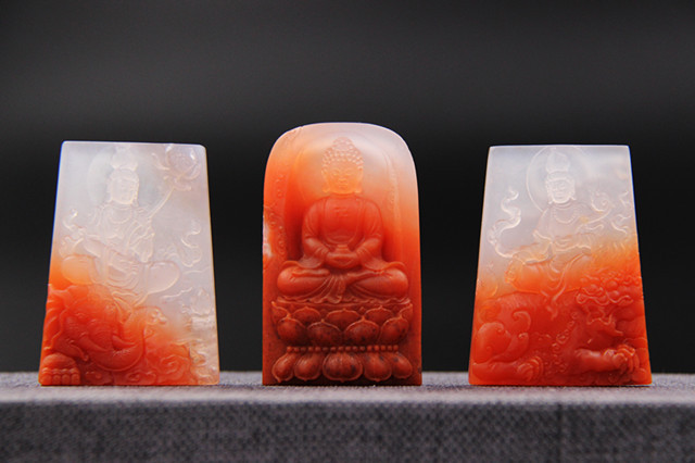 南红玛瑙戴久啦会变吗 (南红玛瑙是越来越便宜吗)