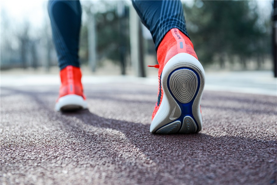 nikelunarepicflyknit2评价,nike亮黄色跑鞋