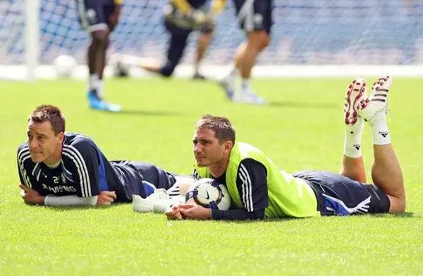 05赛季切尔西特里26号球衣,足球26号球员特里