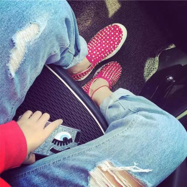 出国旅游穿衣风格,出国度假怎么穿