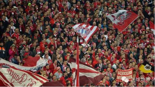 有一种力量叫球迷，骨子里流淌着忠诚的热血！