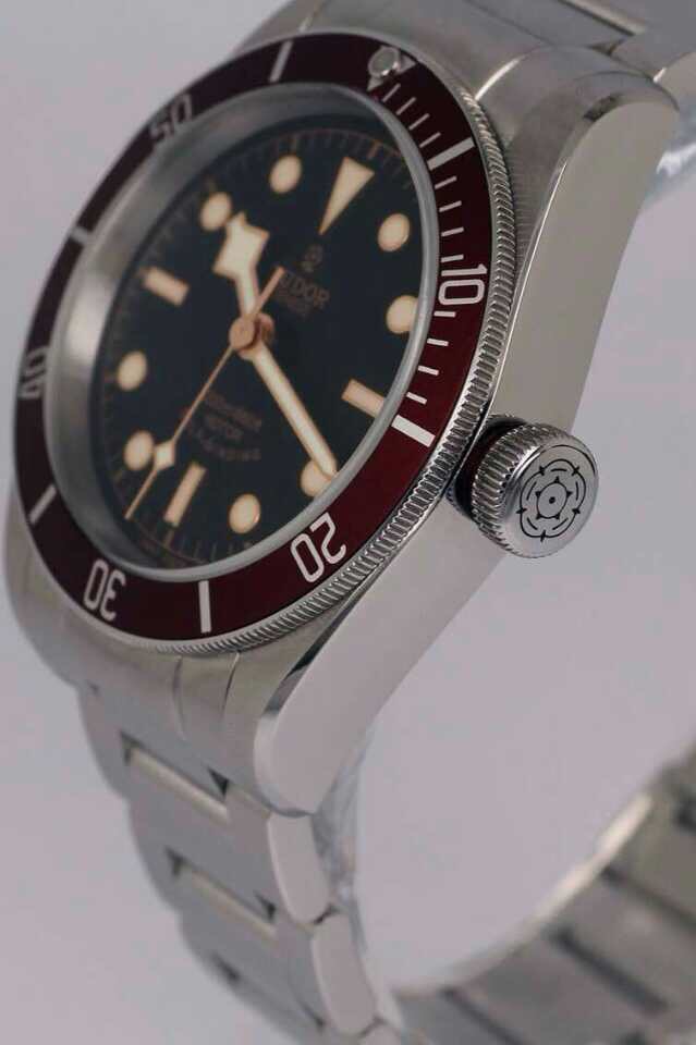 帝舵小红花和劳力士水鬼 (劳力士帝舵小红花)