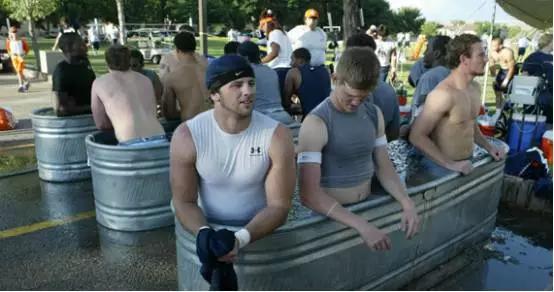 超刺激冰浴到底对身体有益与否,冰浴疗法