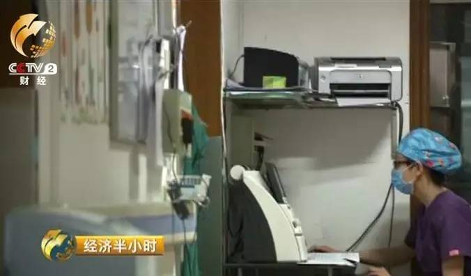 猴宝宝难产,产房一床难求到现在