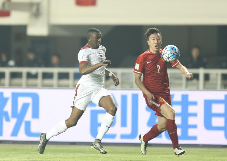 国足晋级呐喊,国足出线之夜沈阳