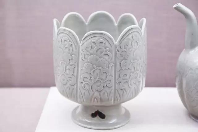 珍品撷英：图读宋元“闲事与雅器”