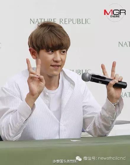 EXO曼谷签名会火爆疯狂粉丝连续排队两天