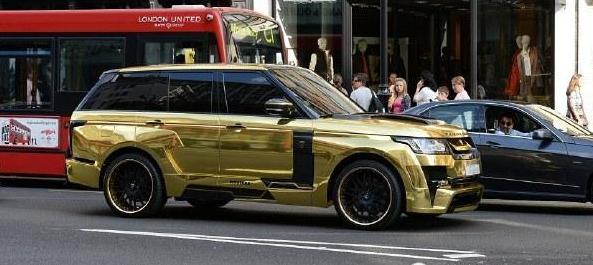 如此任性？阿拉伯富豪​们空运座驾度假,运费每辆2万英镑而已