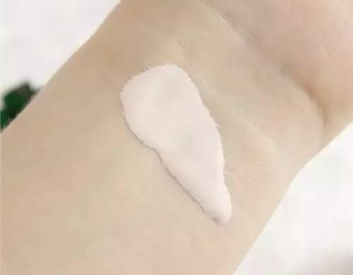 sofina控油隔离多少钱,sofina控油隔离台版