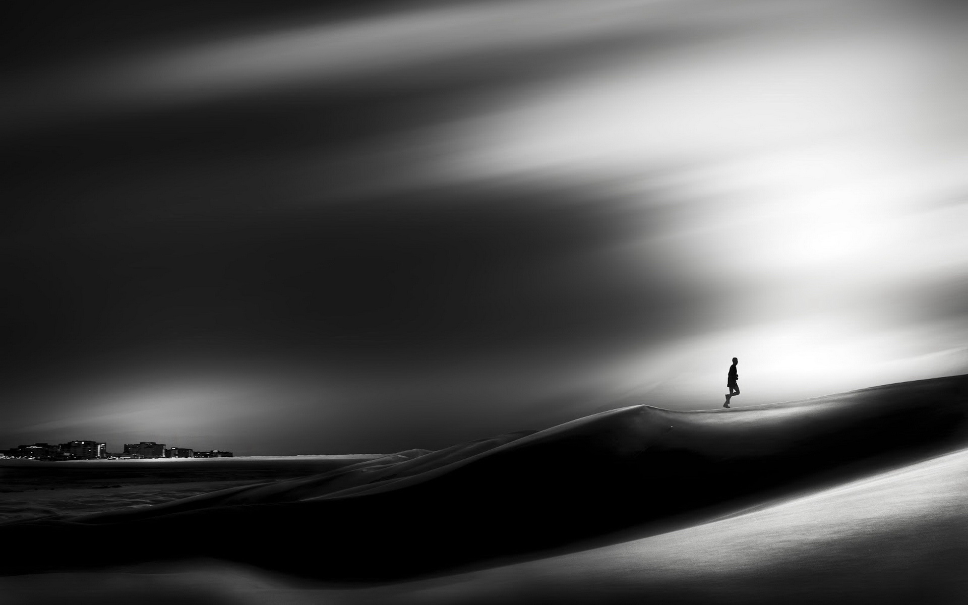 小镇警察局长为女尸失踪案挠破头,原来真相就藏在客栈的地下室