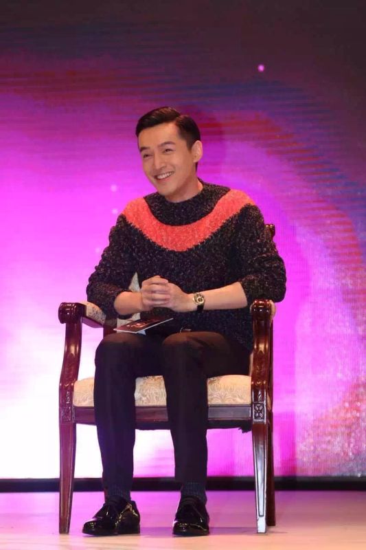 胡歌综艺节目谈感动,靳东谈胡歌完整版