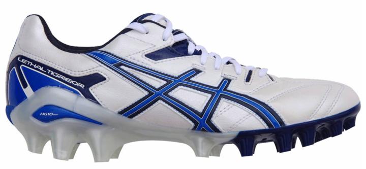 足球大钉鞋推荐前十名,什么足球鞋适合传球