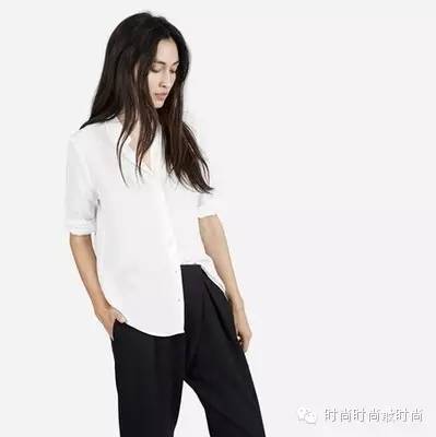 小白t恤男士配西装最帅,小白体恤长袖秋款男