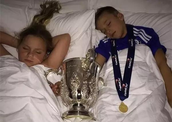 05赛季切尔西特里26号球衣,足球26号球员特里