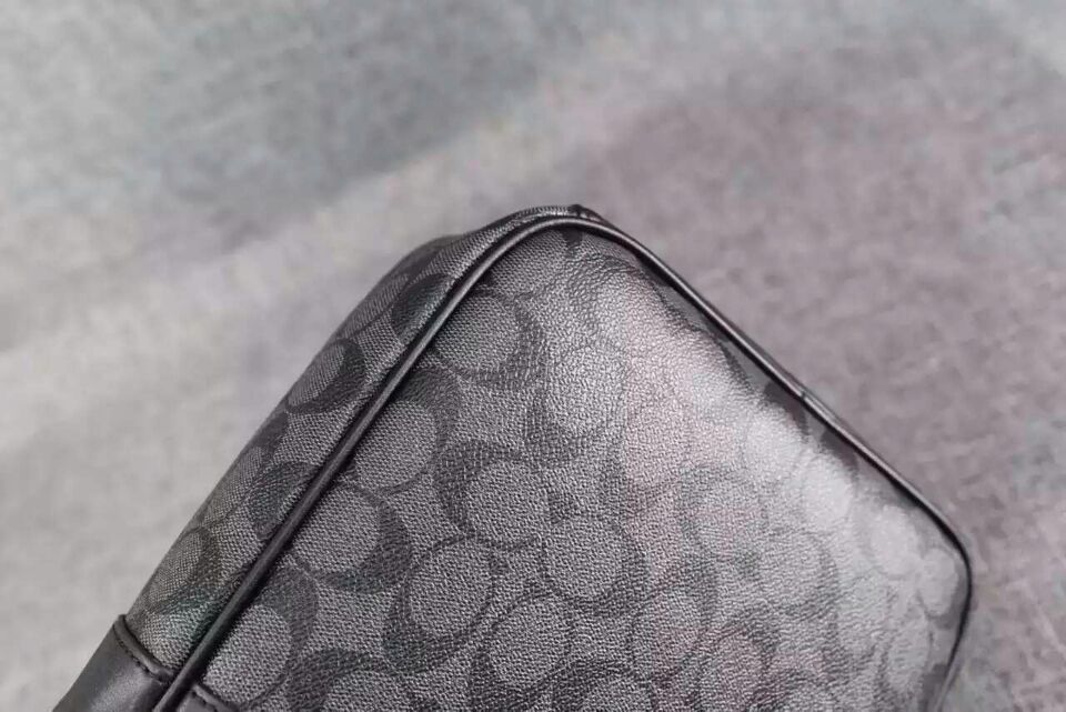 皮带范思哲贵还是gucci贵 (范思哲皮带适合正装还是休闲装)