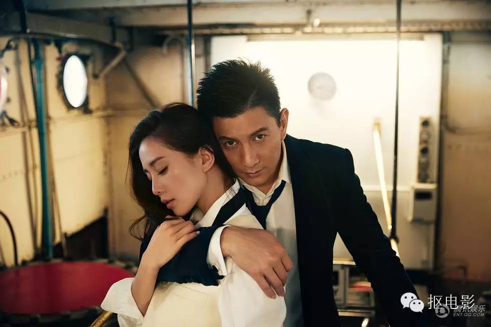 一向低调的隆诗，高调起来10个亿都打不住！