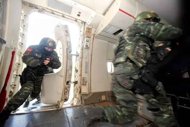 中国警用装备展直播,中国武警形象展播河南