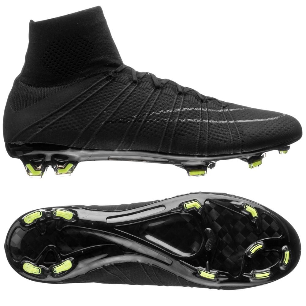 踢球必看书,踢球人需看五大经典足球鞋款推荐