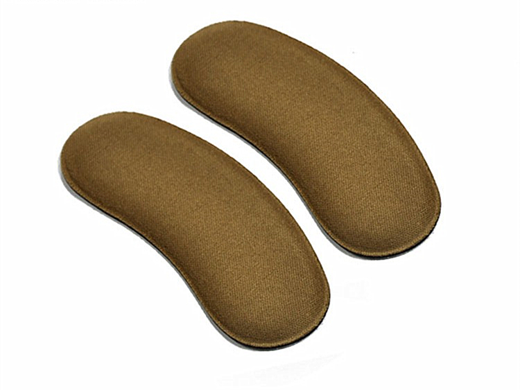 踢球必看书,踢球人需看五大经典足球鞋款推荐