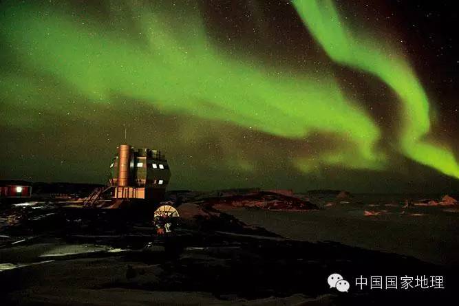 极光和星空相遇,极光和喜欢的人一起看最浪漫