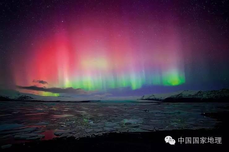 极光和星空相遇,极光和喜欢的人一起看最浪漫