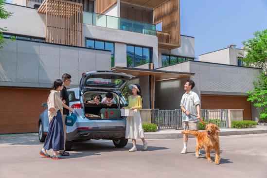 欧尚x7plus7座落地价格图片,长安欧尚x7plus7座自动挡落地价