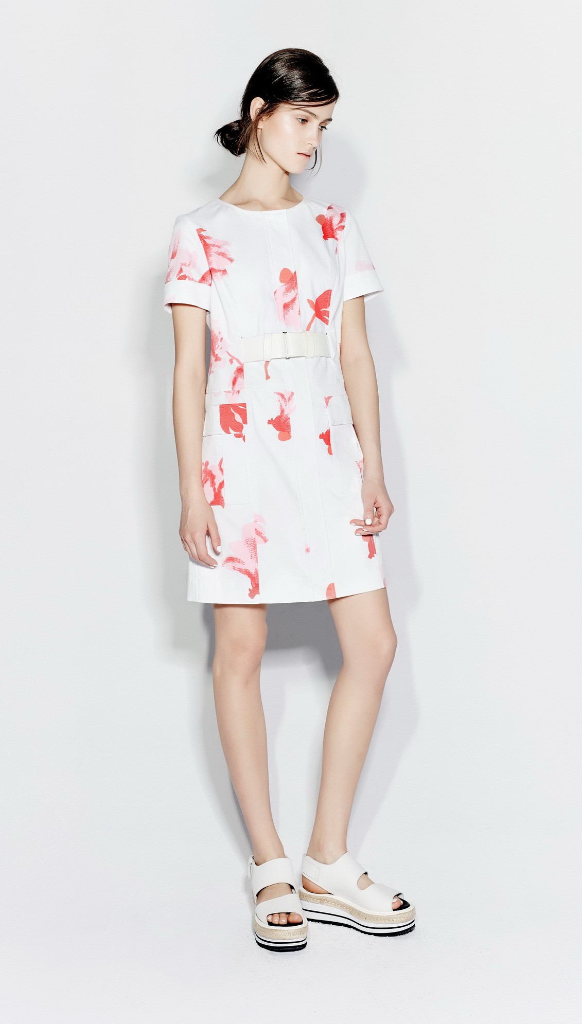 不用花钱又好看的穿搭,在各个时装周的穿搭