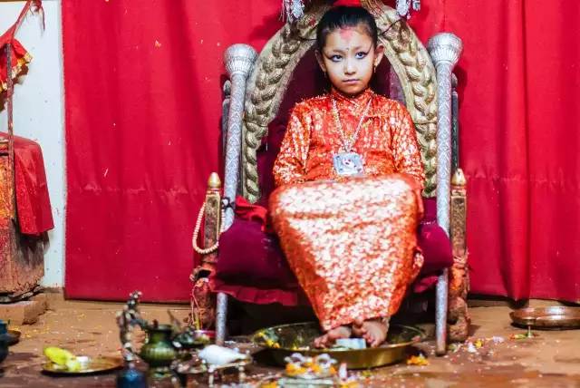 尼泊尔努巴尼活女神,加德满都活女神