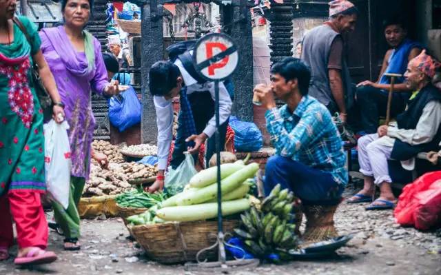尼泊尔努巴尼活女神,加德满都活女神
