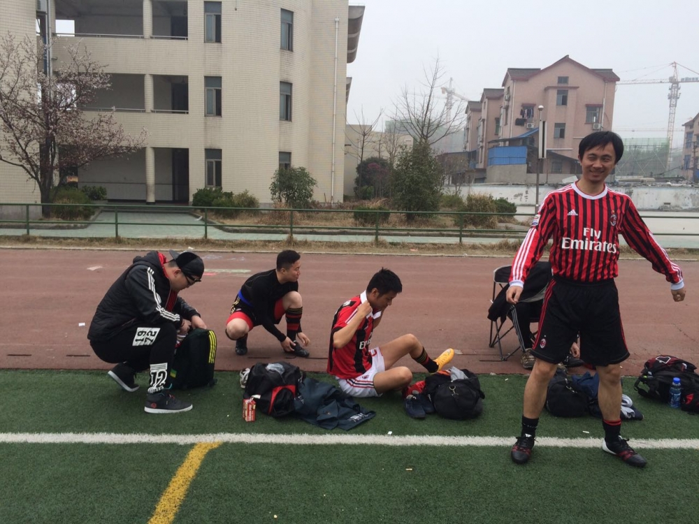 战队打比赛输了,米兰对战阿根廷