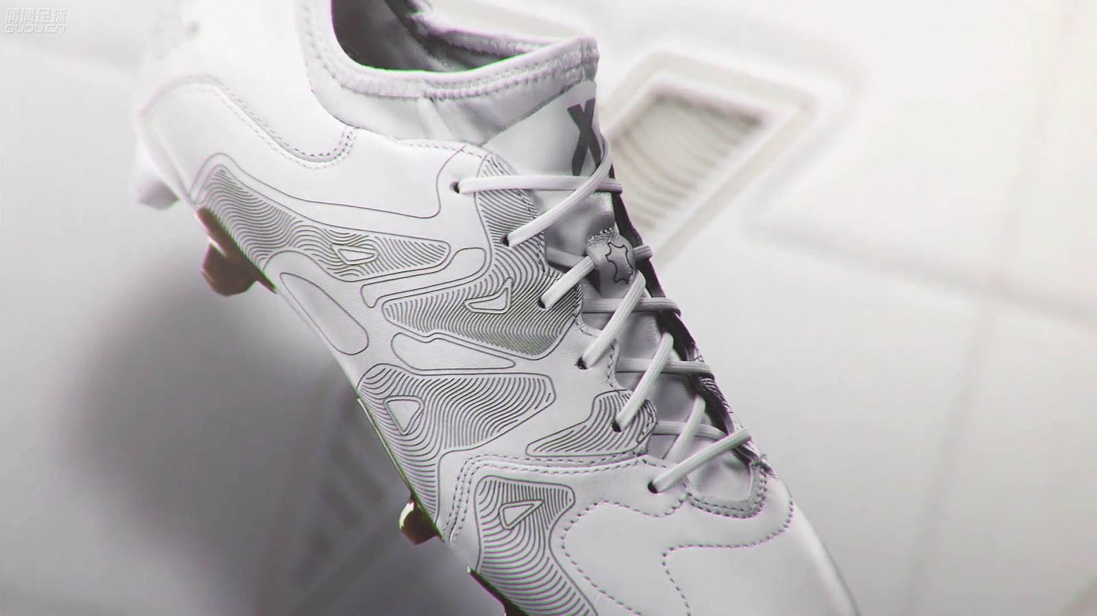 阿迪达斯白橙限定,阿迪达斯足球鞋最新配色