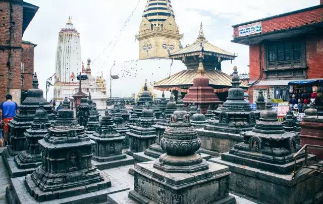 尼泊尔努巴尼活女神,加德满都活女神