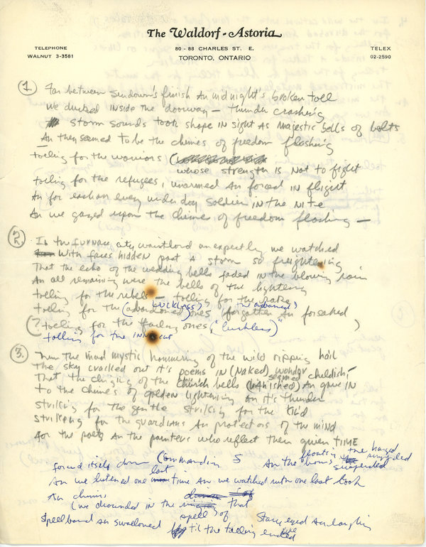 解开秘密谜团,迪伦与鲍勃迪伦