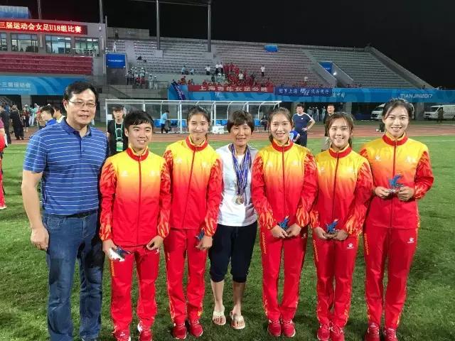 宝安女子马拉松冠军,宝安女足夺冠