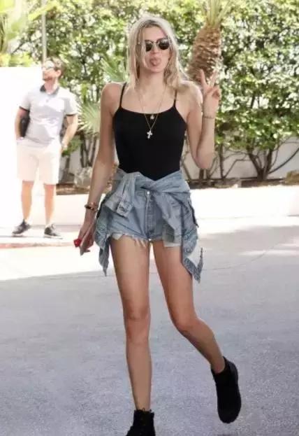 别笑我们是哈比星人，会穿的小个子一样可以有大长腿！