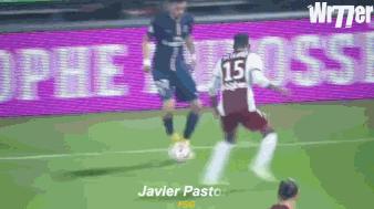 看内马尔颜值,看内马尔踢球是什么体验