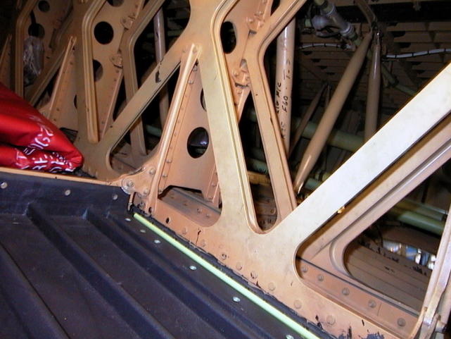 它运营超25万小时后退役号称超所有军机总超音速飞行时间