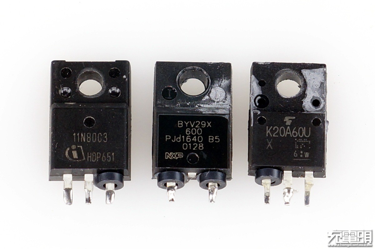 6650毫安充电器,628元电池充电器