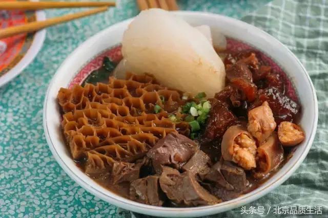 火遍全香港的车仔面终于登陆北京，连嘻哈侠第一站都要来这里！