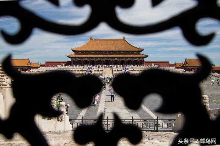 腾龙2.8恒定变焦镜头,腾龙24-70mm3.5手动镜头