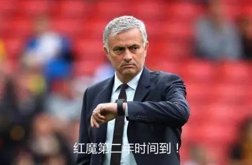 2场8球登顶积分榜第一，是时候展示穆二年的非凡魔力了