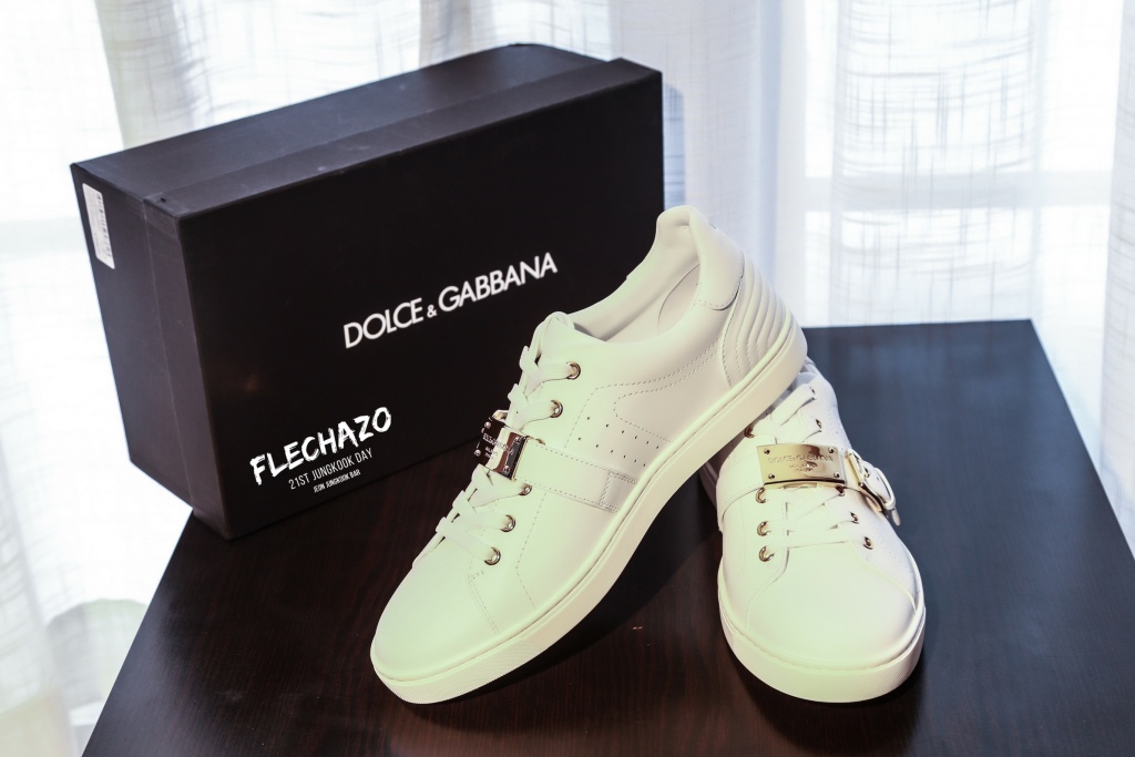 送给追星朋友的礼物田柾国,粉丝给田柾国惊喜