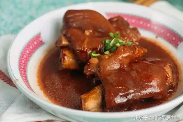 火遍全香港的车仔面终于登陆北京，连嘻哈侠第一站都要来这里！